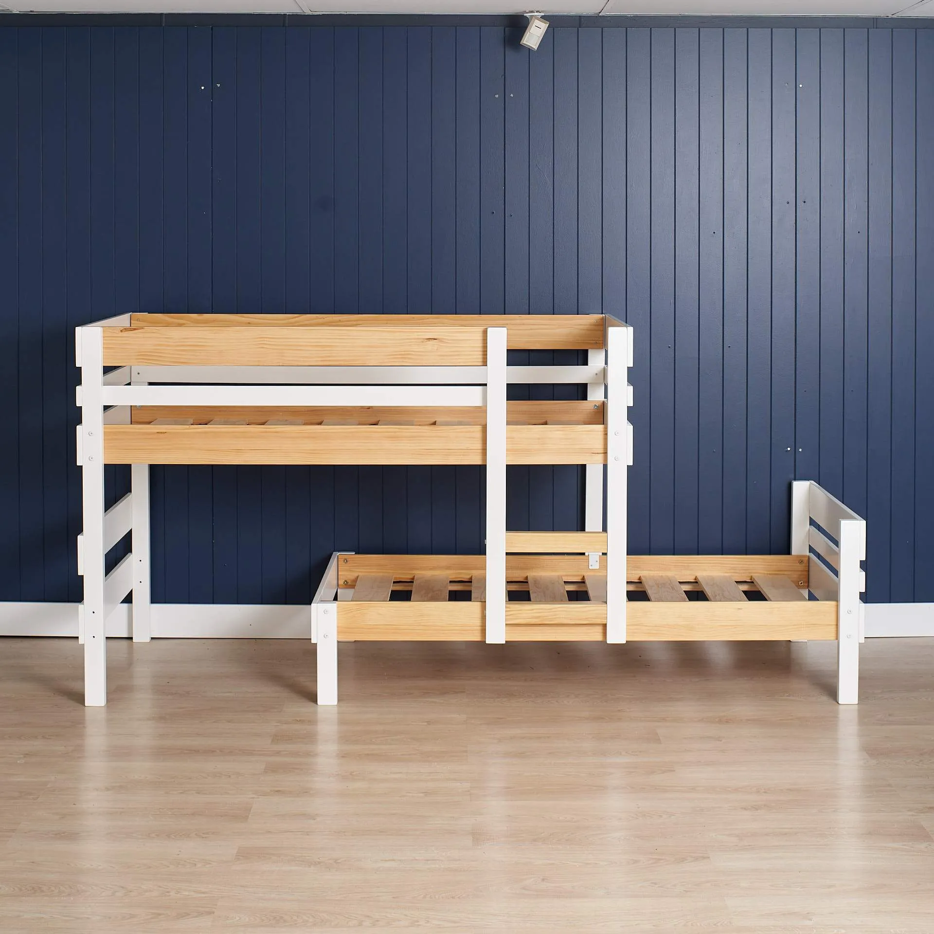 Lo-Line Long-Wall Bunk Bed with Standard Bed & Trundle