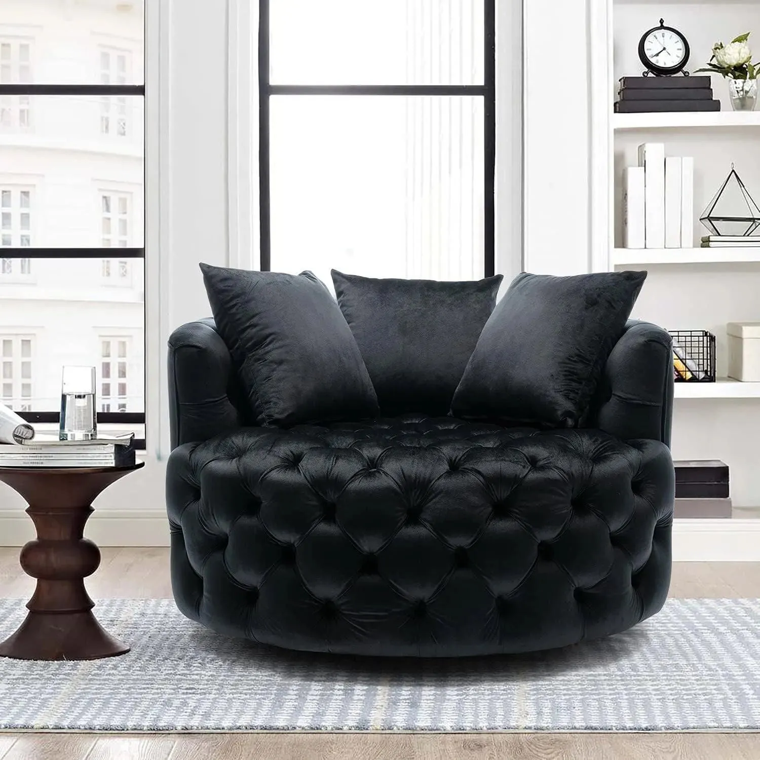 Wooden Twist Barrel Button Tufted Design Modern Round Sofa Cuddle Chair For Living Room with 3 Pillows