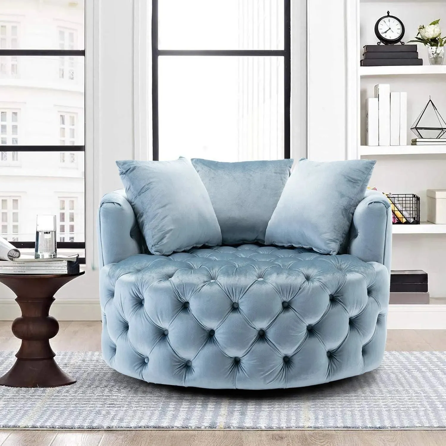 Wooden Twist Barrel Button Tufted Design Modern Round Sofa Cuddle Chair For Living Room with 3 Pillows